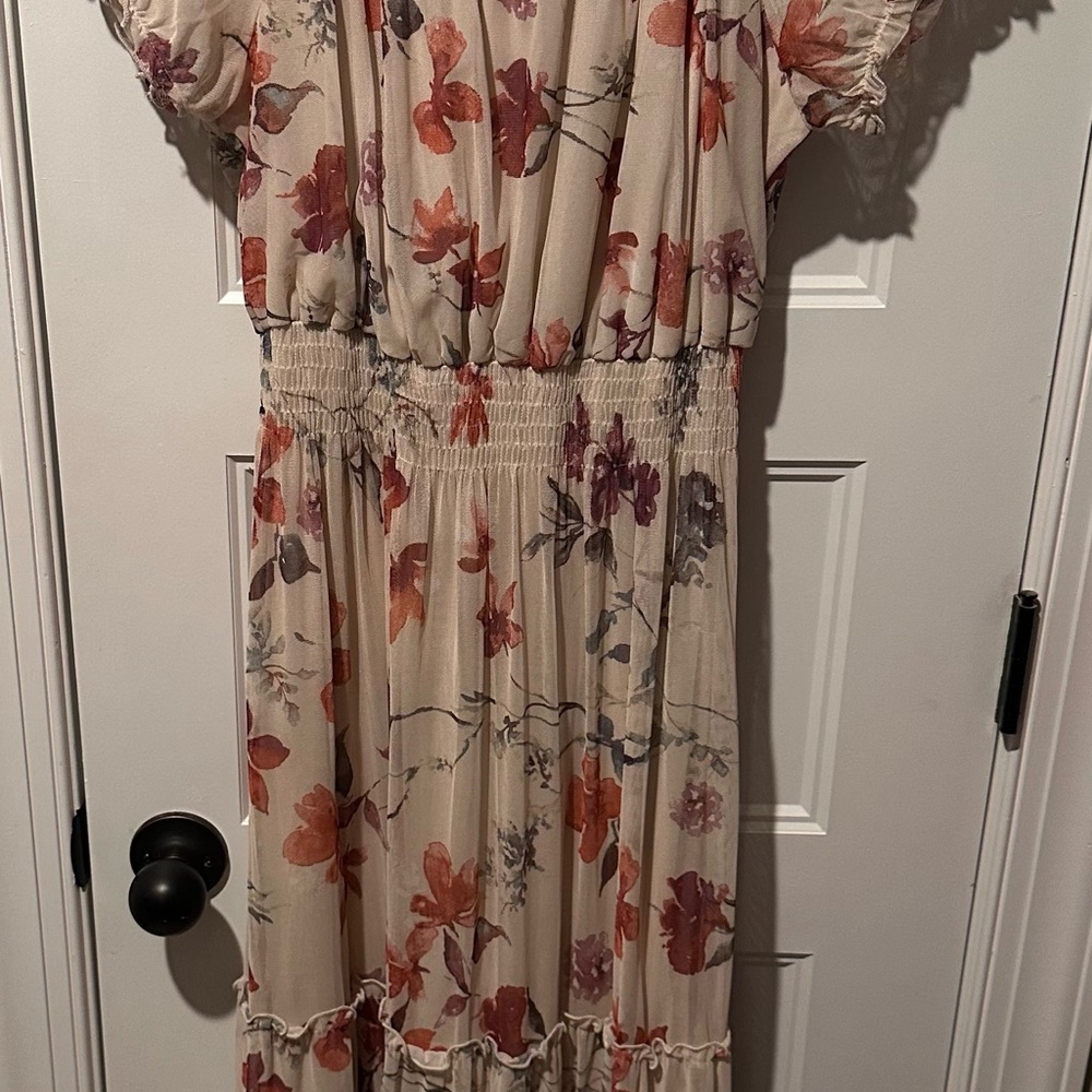 Floral Maxi Dress with Ruffle Sleeves